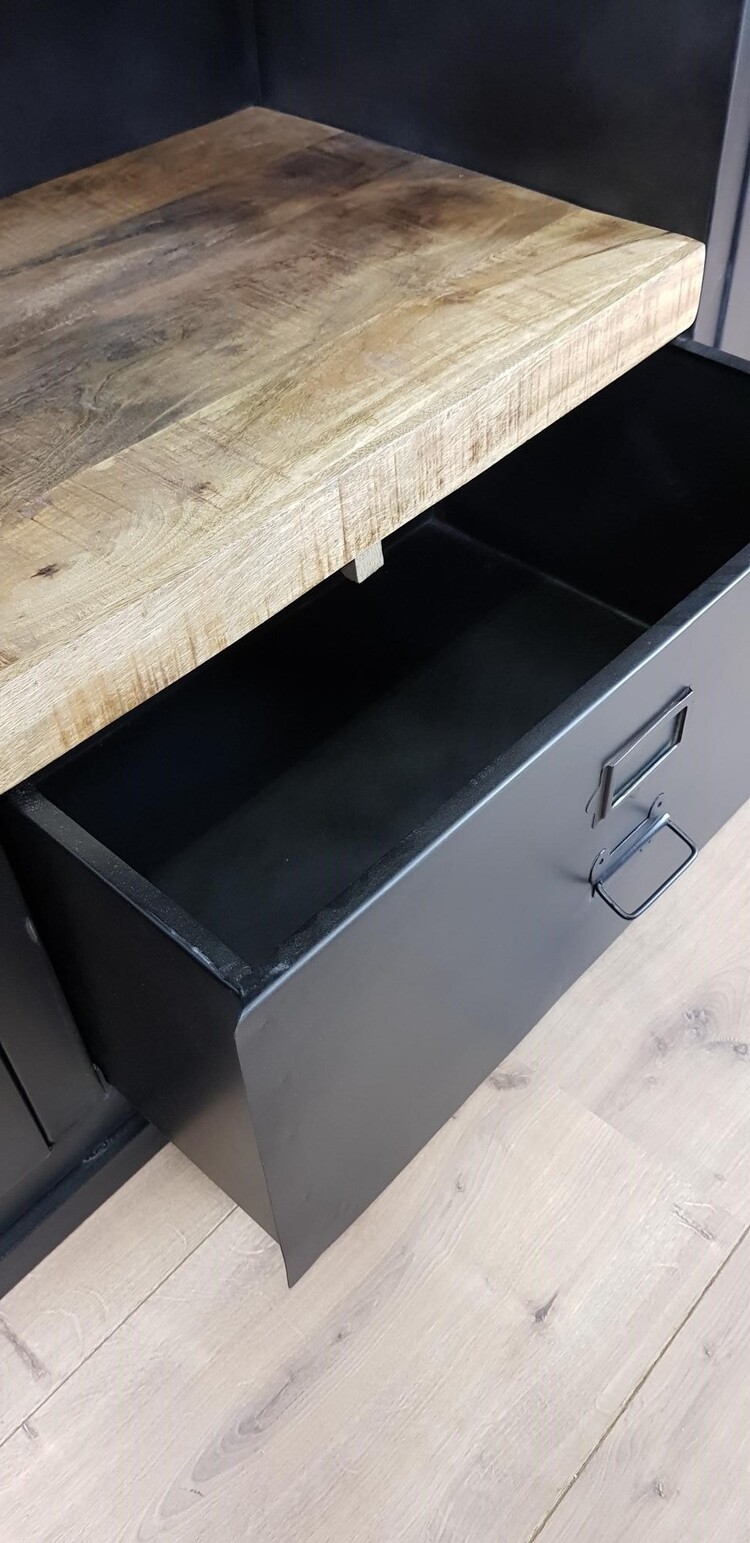 Starfurn industriele lockerkast Liz | Mangohout en metaal | 140 cm