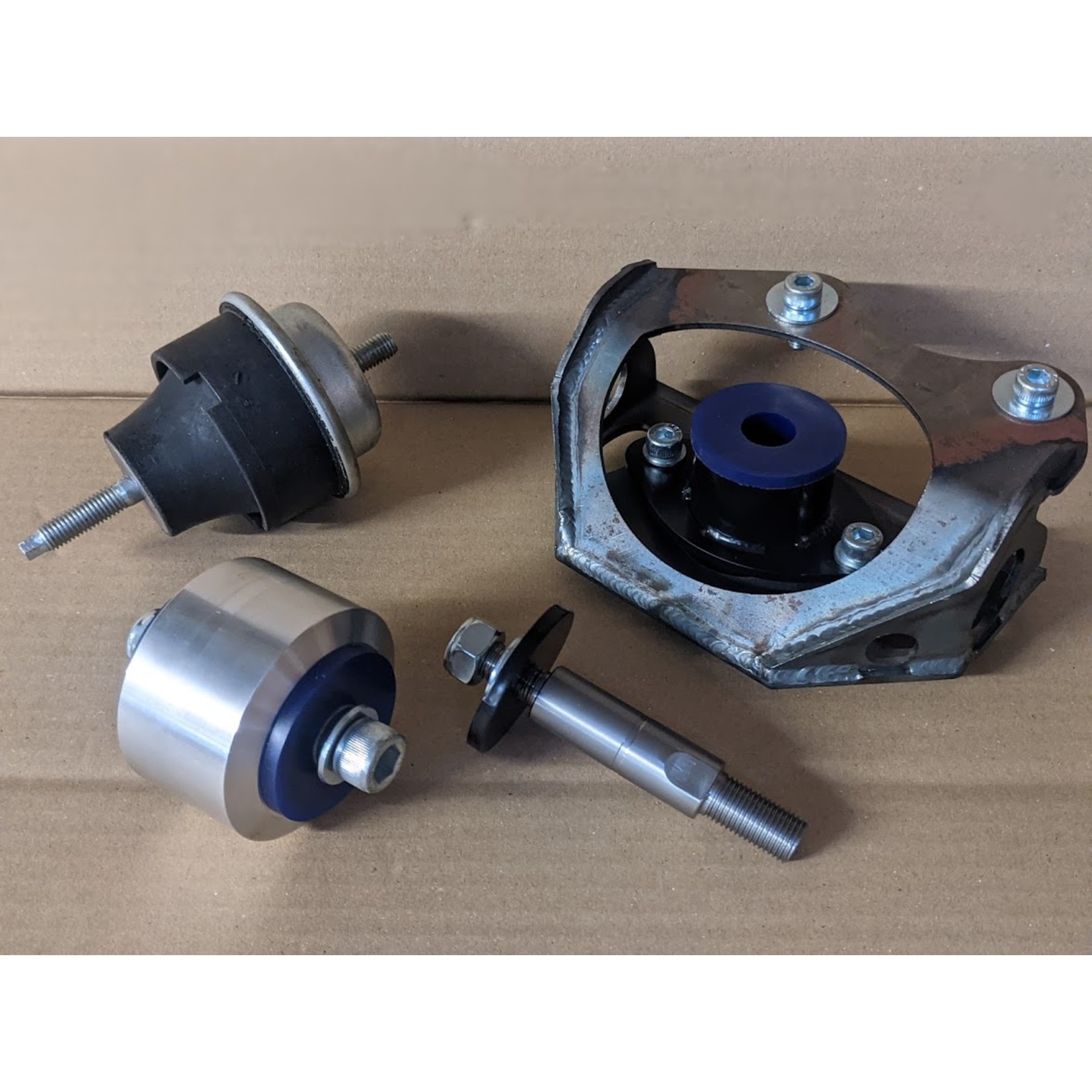 Satchell 205 XU engine mount kit