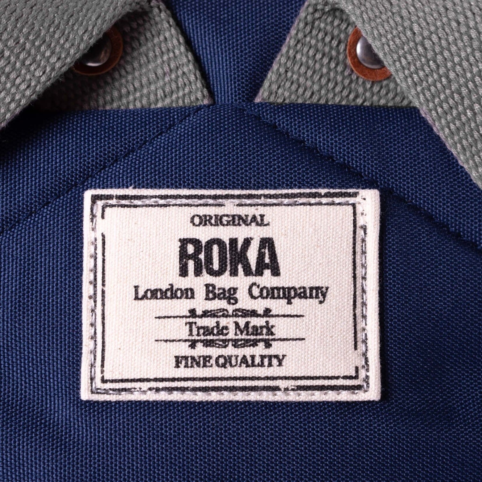 ROKA London Finchley A Sustainable Mineral 12-15 recycled bottles