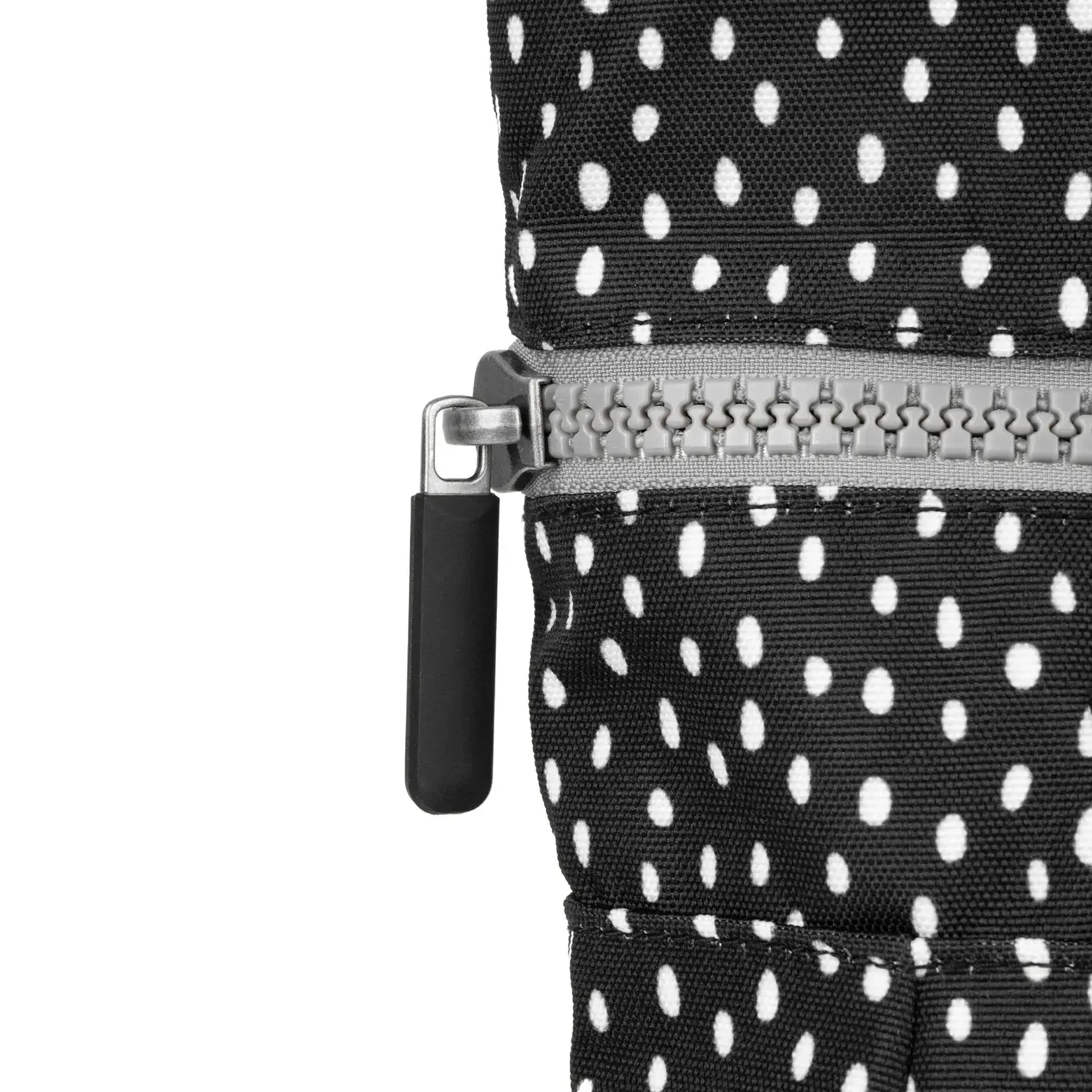 ROKA London Canfield B Drizzle Ash Black Zip Pull Medium Recycled Canvas