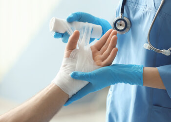 Bandages et pansements