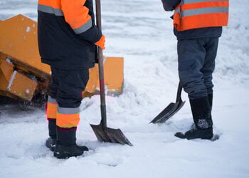 Vêtements et chaussures de travail