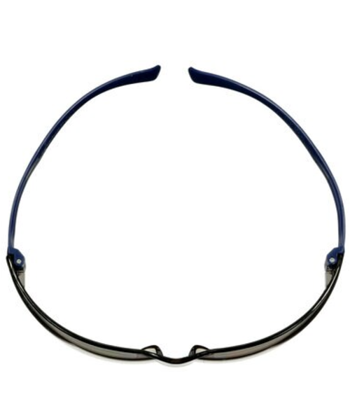 3M Lunettes de sécurité 3M™ Securefit 100 anti-rayures/anti-buée, verres gris pour une utilisation en intérieur et en extérieur