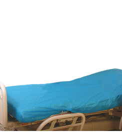 Housse de matelas CPE bleue / 210 x 90 cm