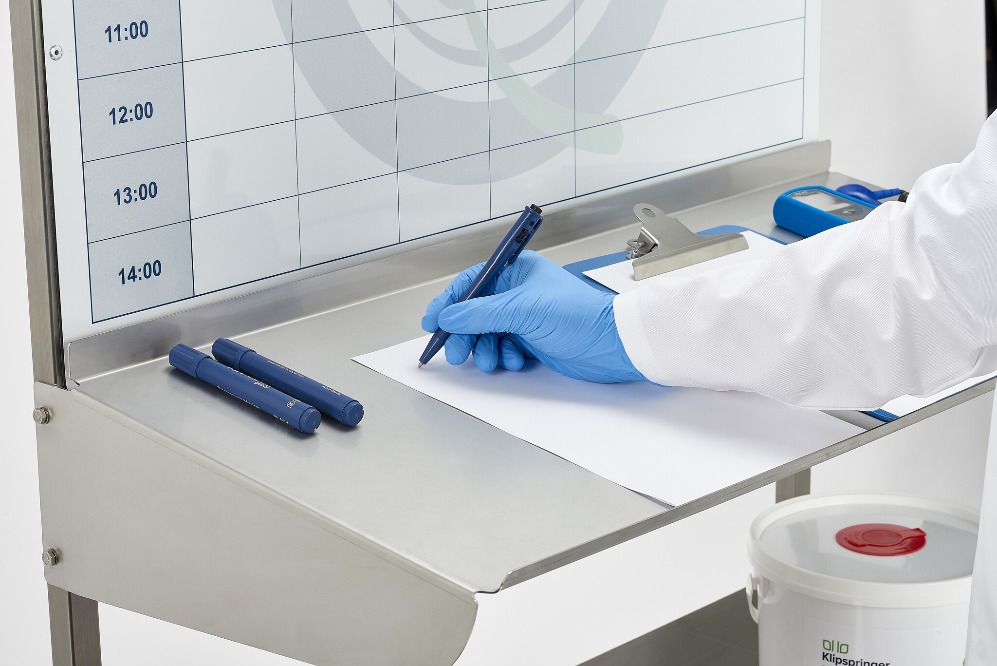 Assurez l'intégrité de vos produits grâce aux stylos détectables de Retreeva.