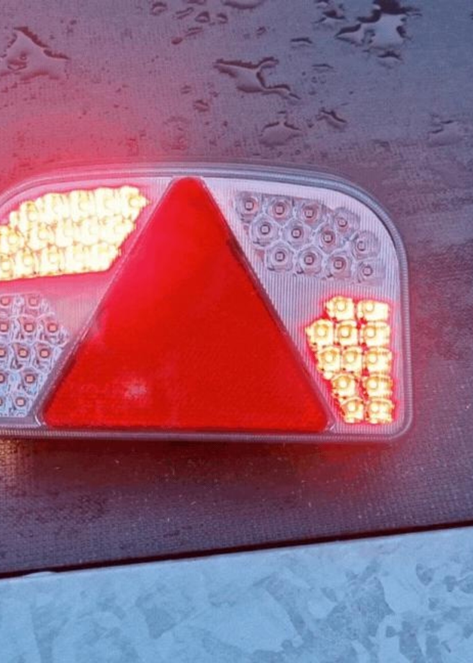 Aspock Feu arriére droit LED avec toutes les fonctions - 55 Leds - 244x149x48 mm