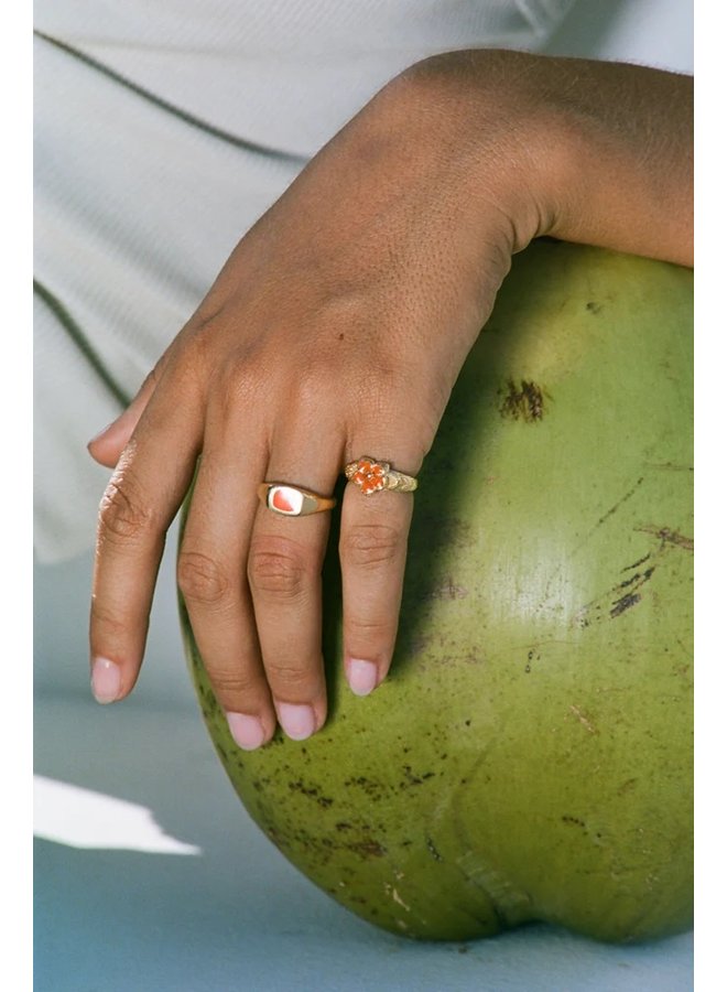 Papaya signet ring
