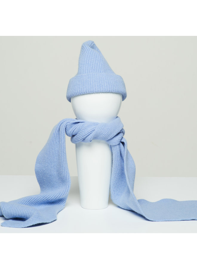 Le bonnet sjaal light blue sky