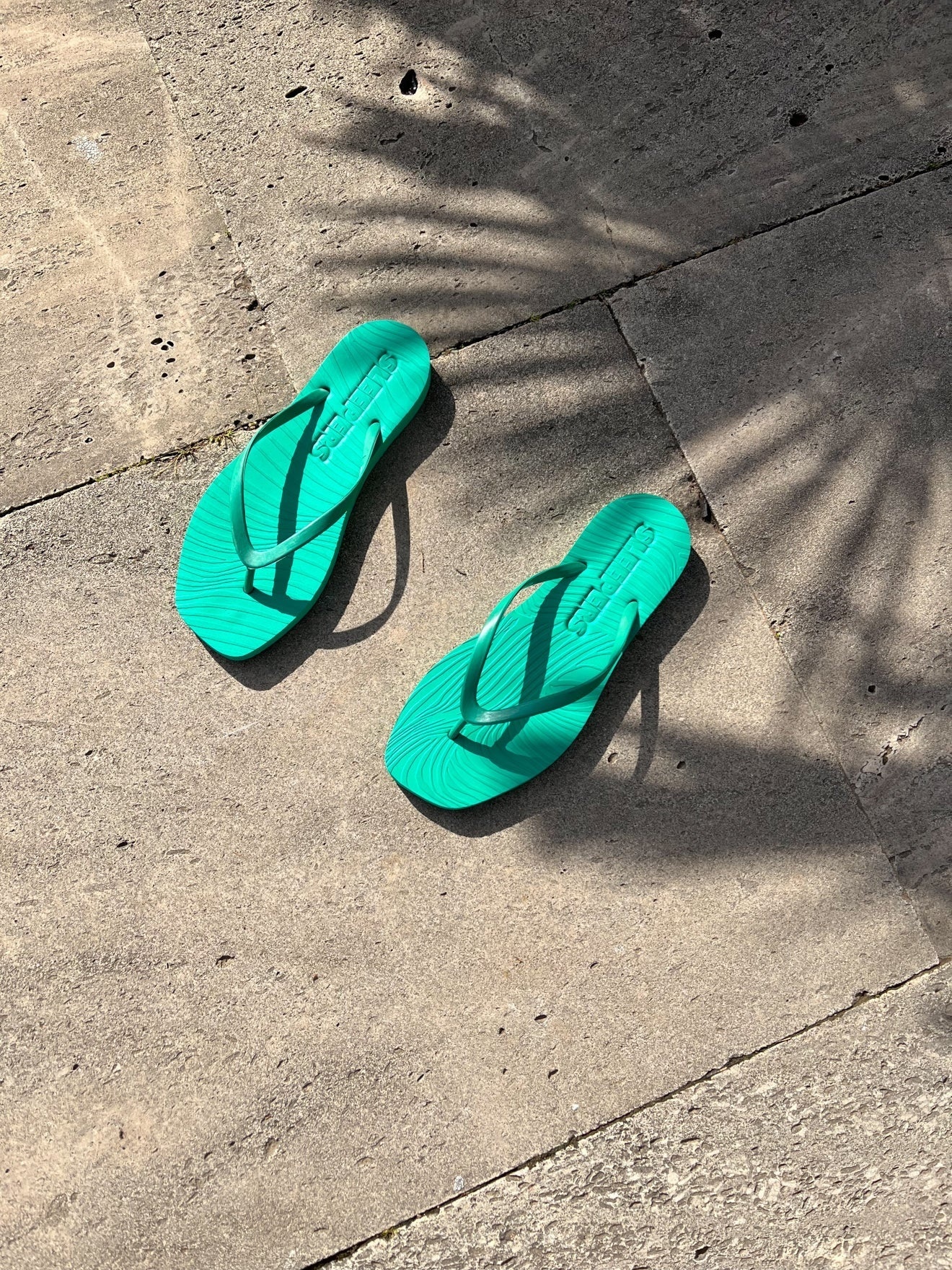 Tapered slippers emerald green