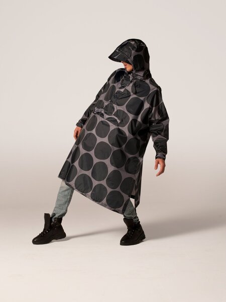 Rainkiss Regenponcho black polka