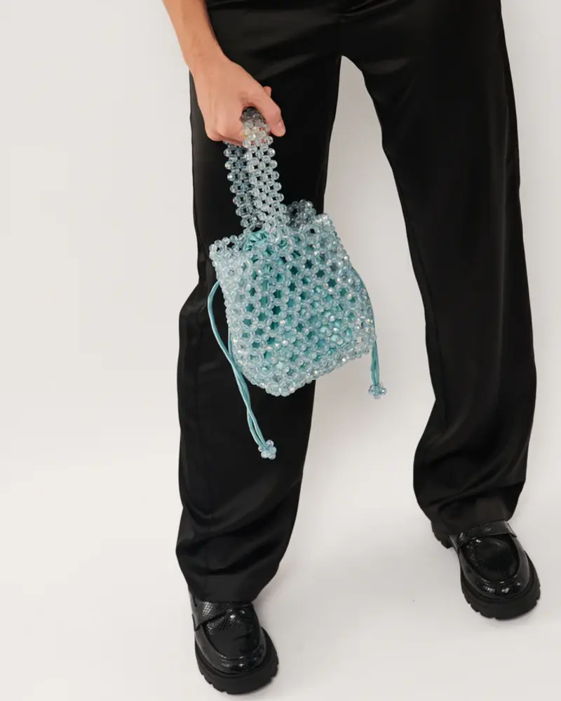 Hvisk  Poke beads bag blue mist