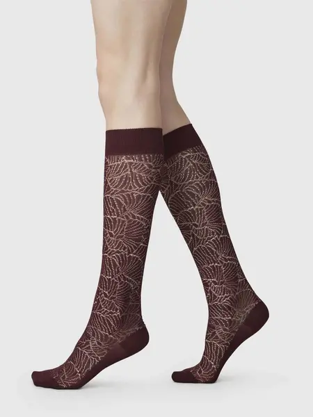 Swedish Stockings Alba ginko knee highs sokken wine