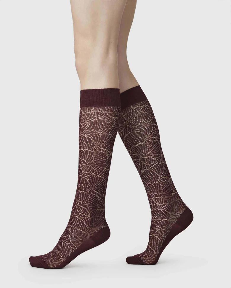 Swedish Stockings Alba ginko knee highs sokken wine