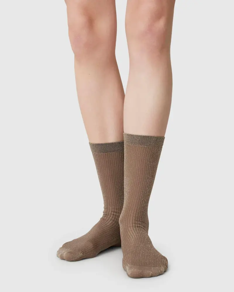 Swedish Stockings Magda shimmery sokken mid brown