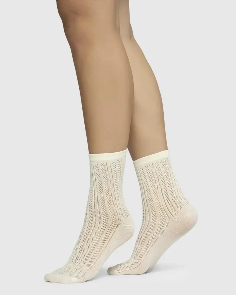 Swedish Stockings Klara knit sokken ivory
