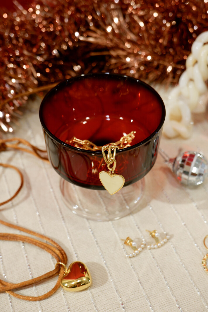 Anni Lu  Heart on a string ketting gold