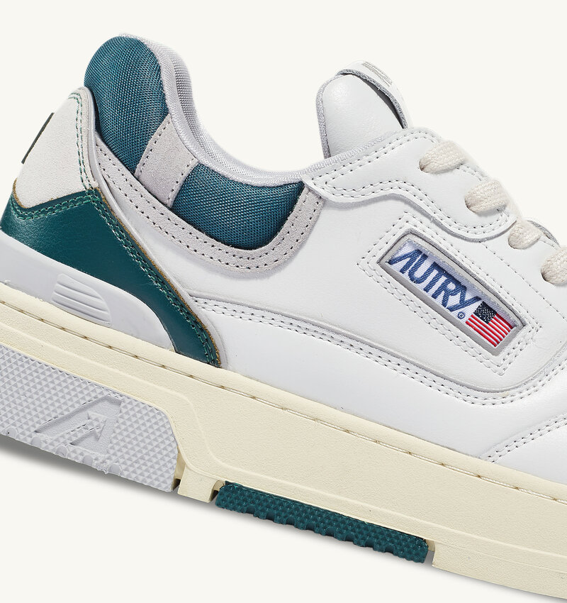 Autry ROLW MM24 sneakers white / vapor / forest