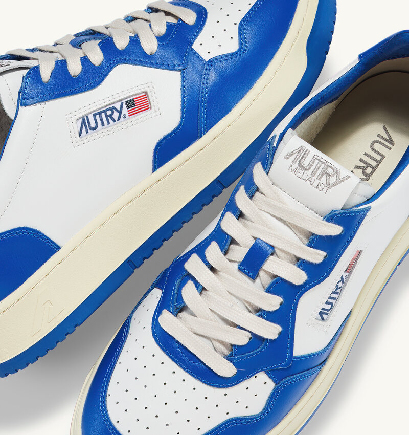 Autry AULW WB15 sneakers white / blue