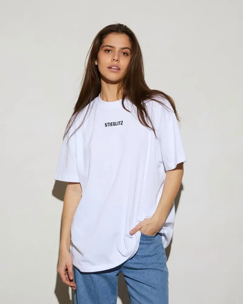 Stieglitz Stieg world oversized T-shirt white