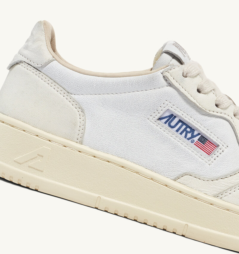 Autry AULW GH01 sneakers goat white
