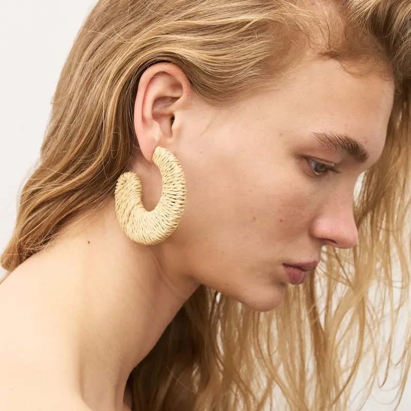 Vanessa Baroni Raffa big moon Earring natural