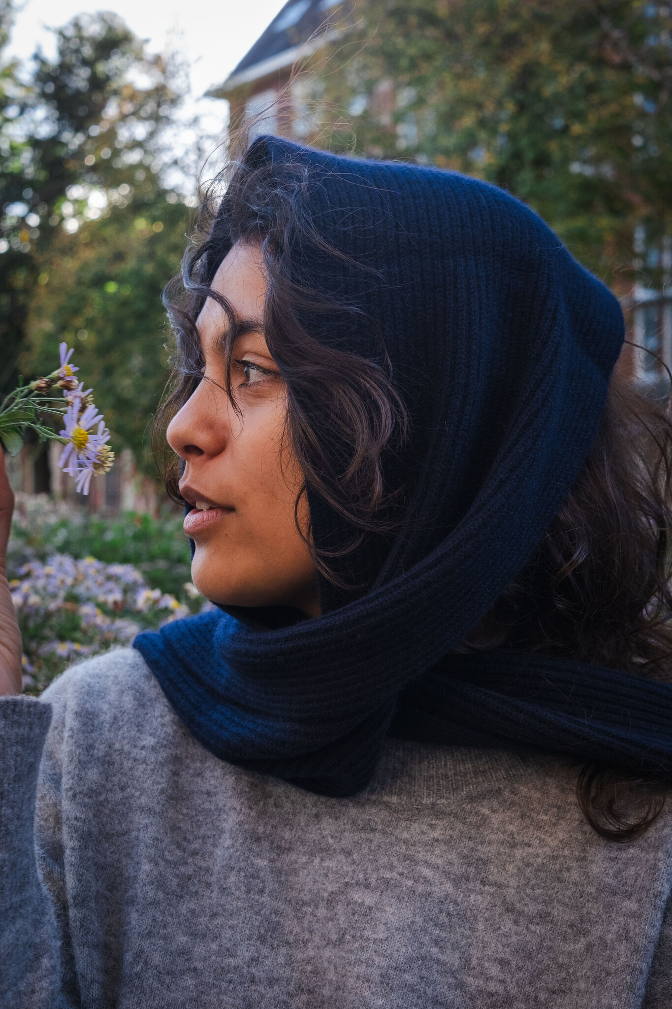 Lisa Yang Mavi scarf Navy