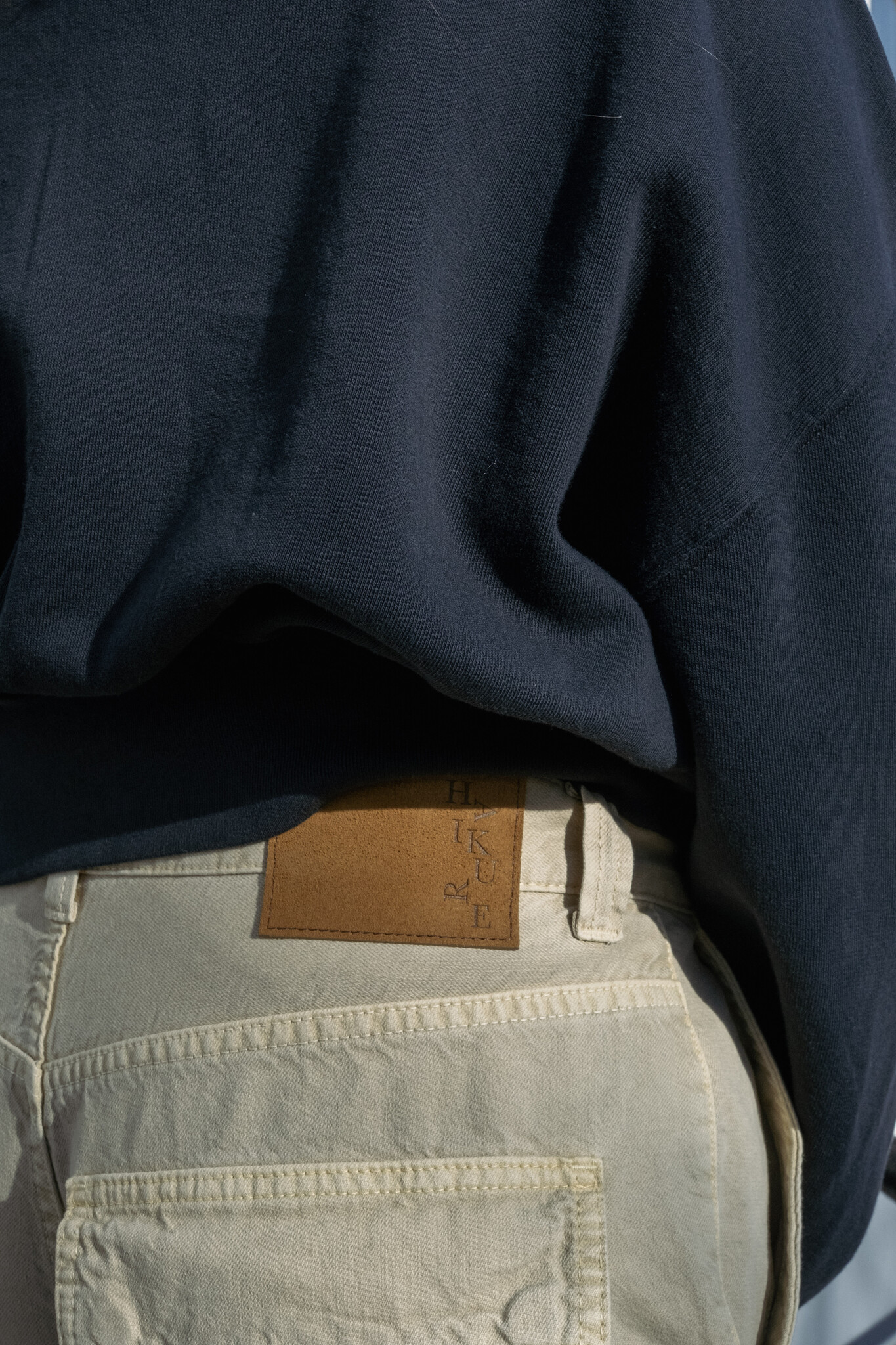 Haikure Charlize twill pants Barley