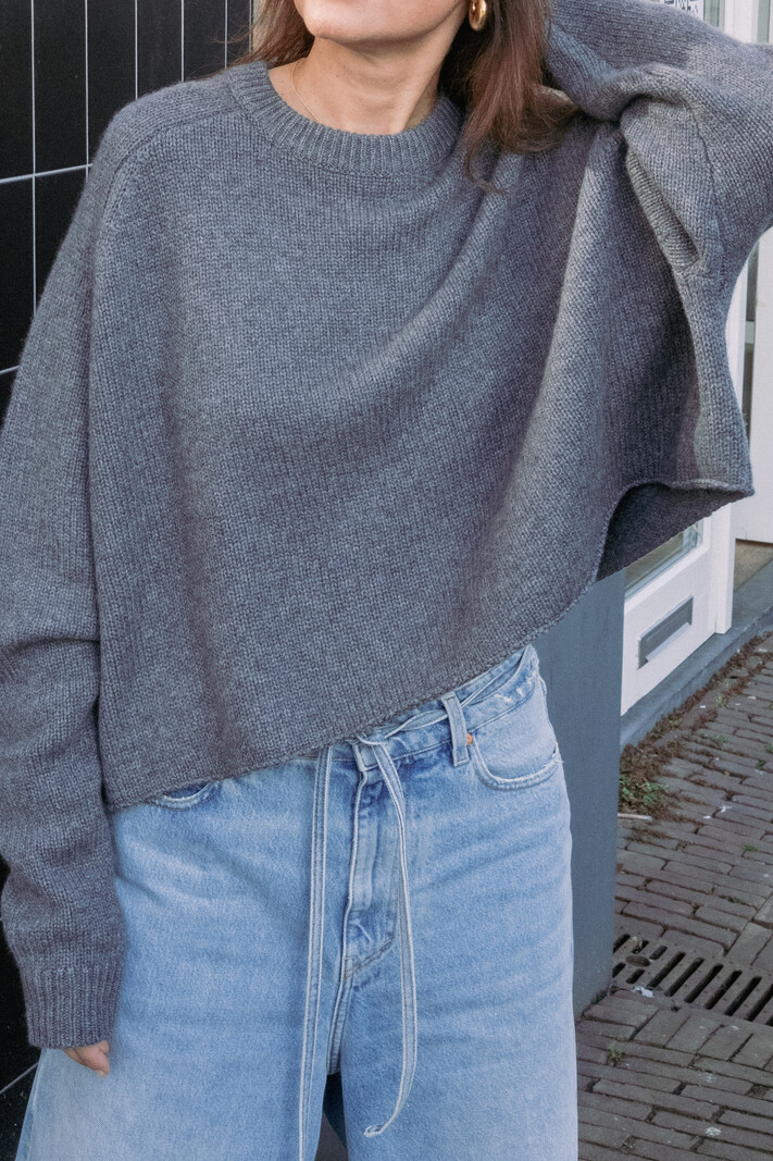 Lisa Yang Karine sweater Graphite