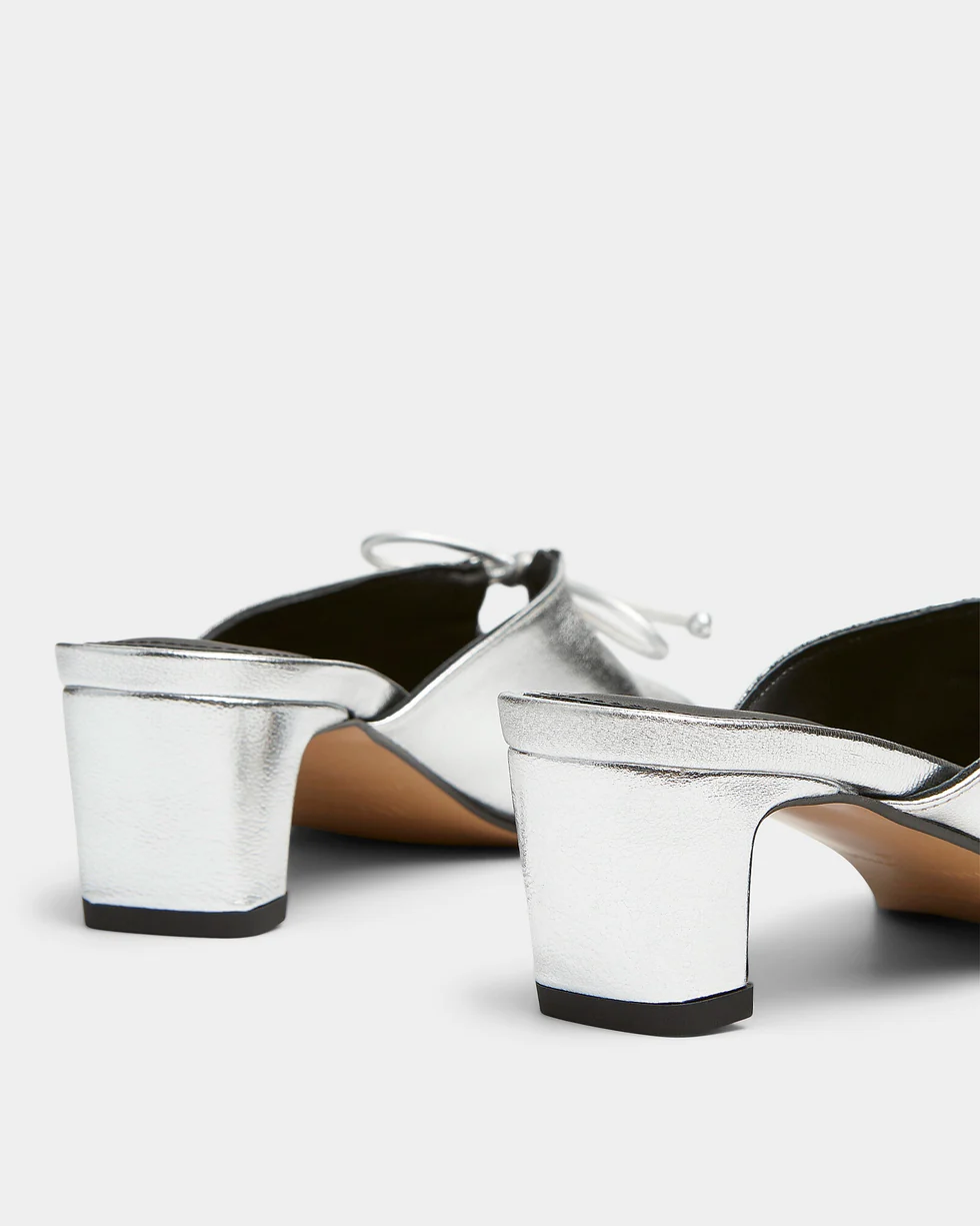 Alohas Amar leather pumps Shimmer silver