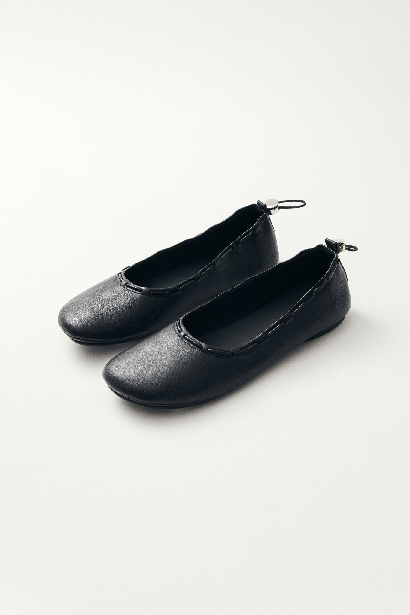 Alohas Gill Leather ballet flats Black