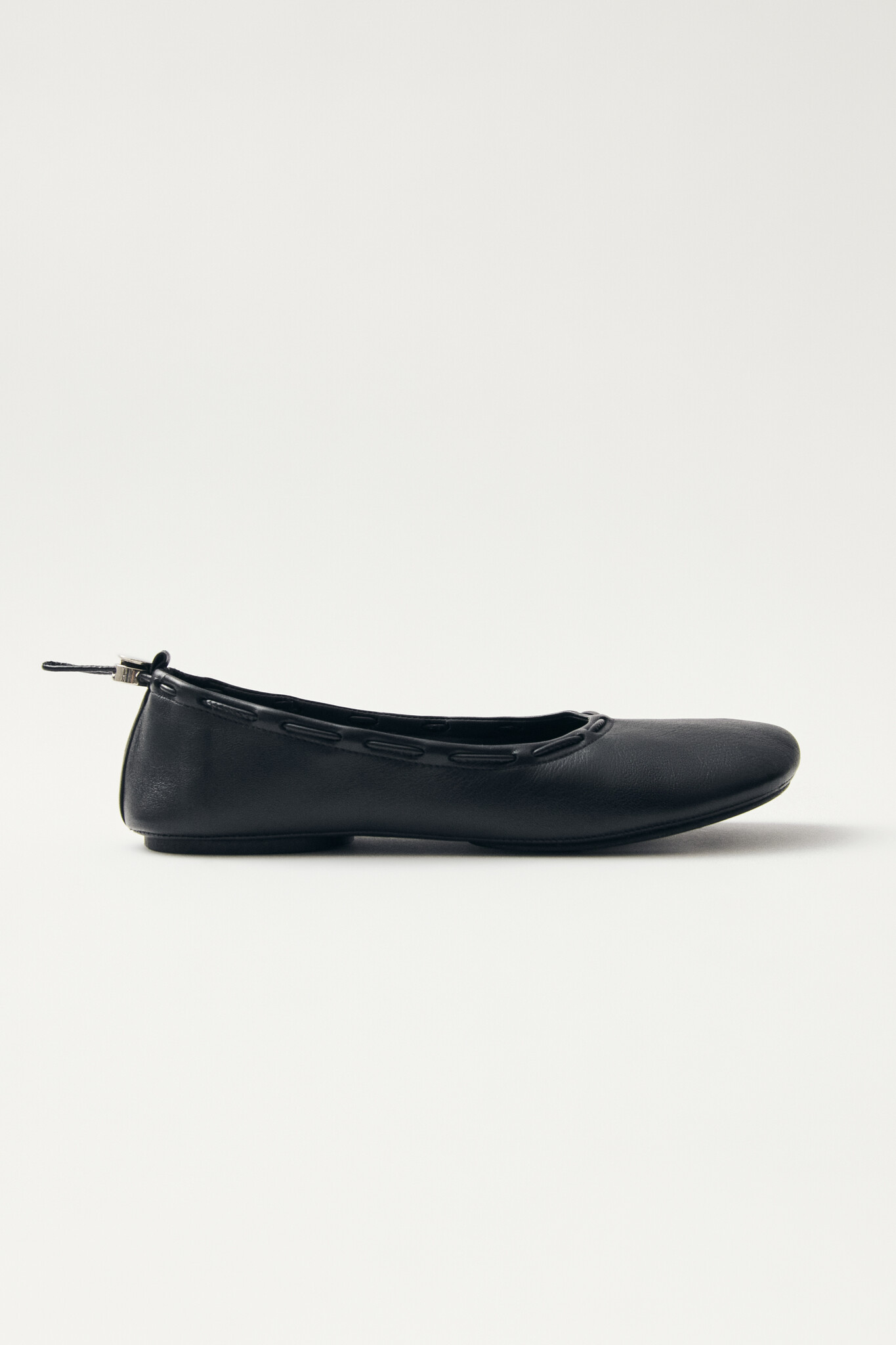 Alohas Gill Leather ballet flats Black