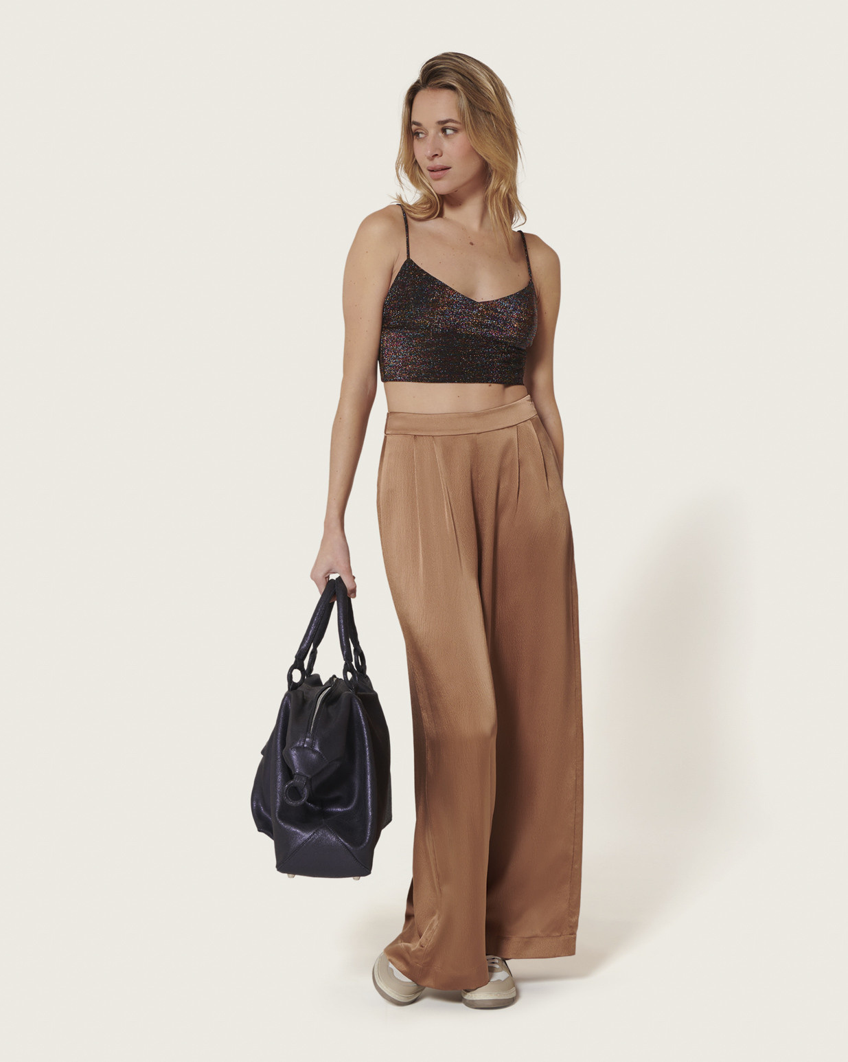 KARMA KOMA Roberto top Beetle