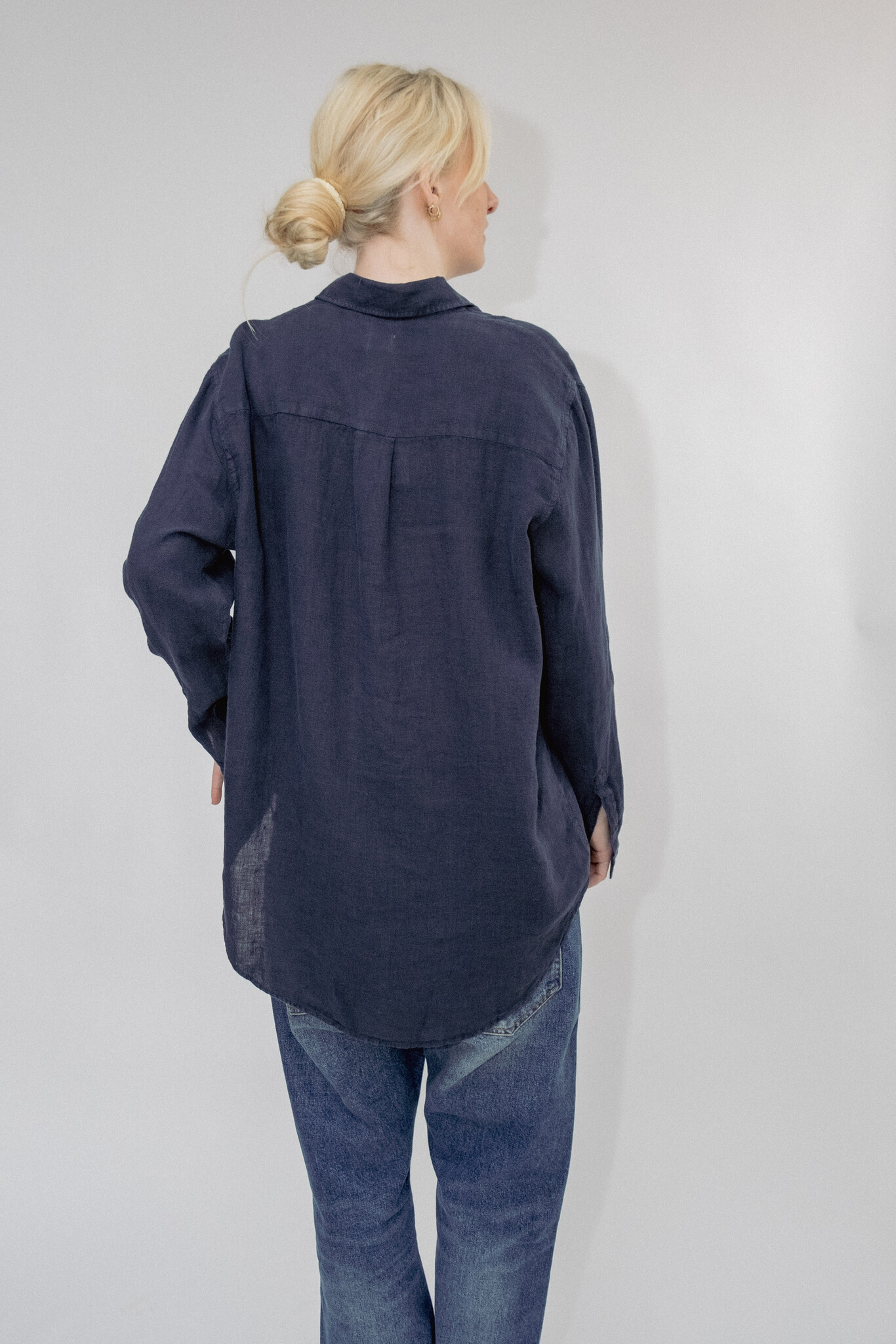 BLUE MORÉ Desert linen shirt Navy