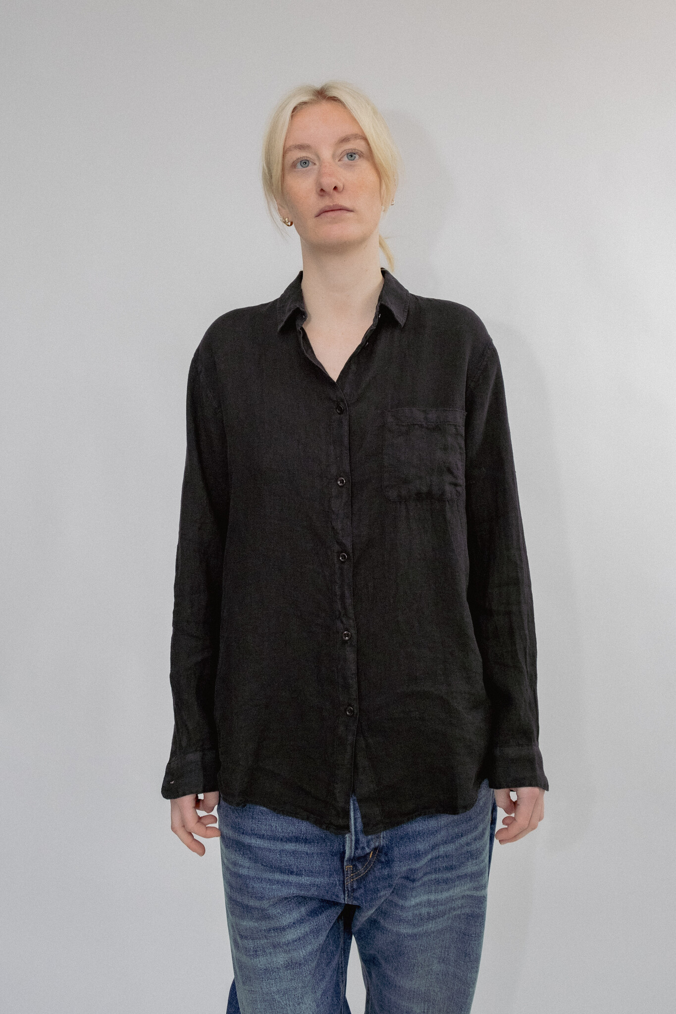 BLUE MORÉ Desert linen shirt Black
