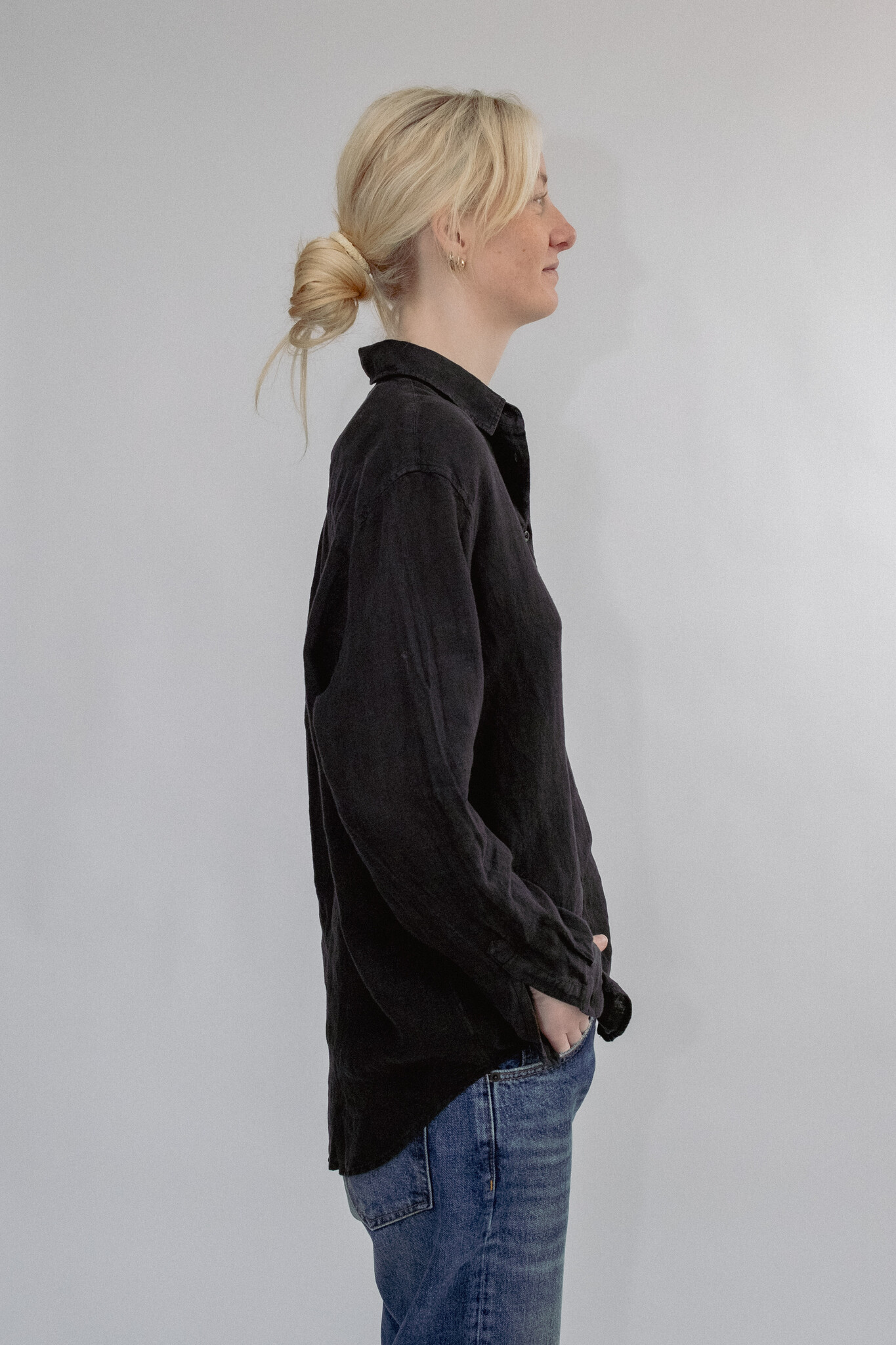 BLUE MORÉ Desert linen shirt Black