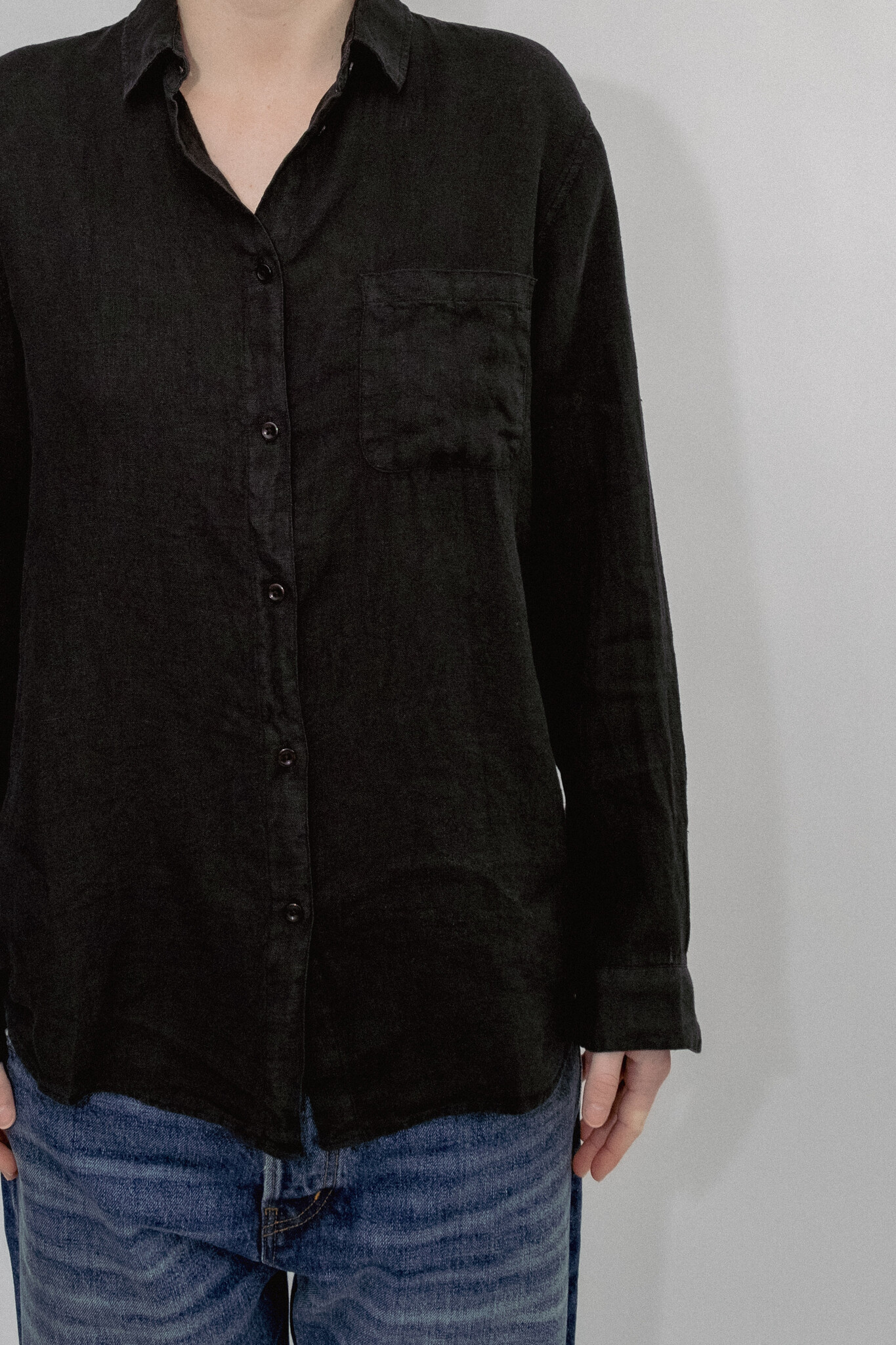 BLUE MORÉ Desert linen shirt Black