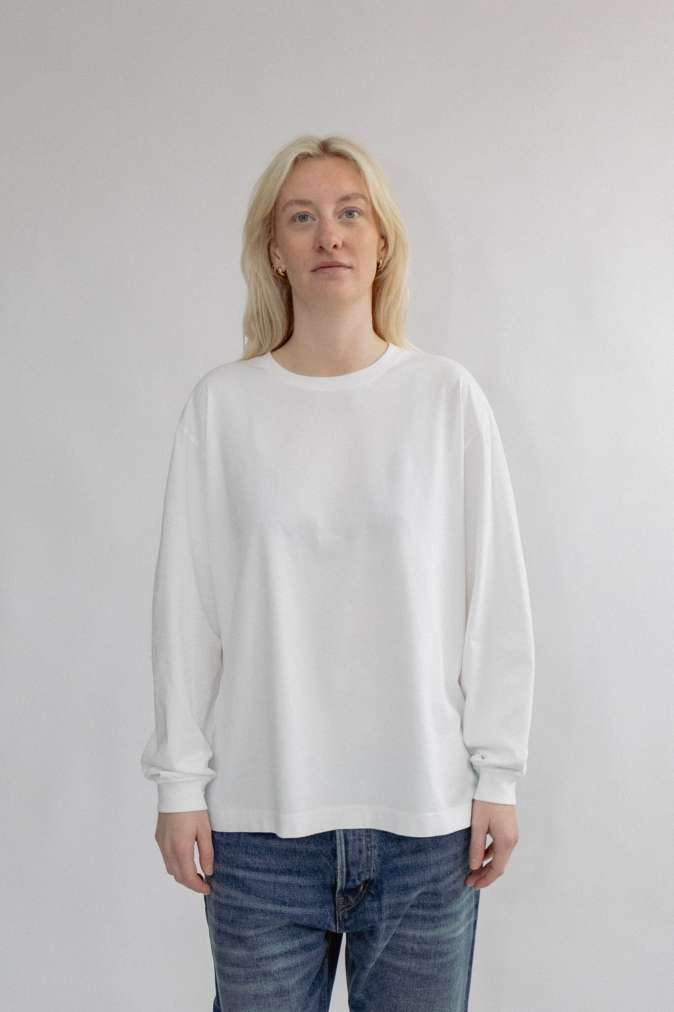 BLUE MORÉ BMÉ Longsleeve 09 White