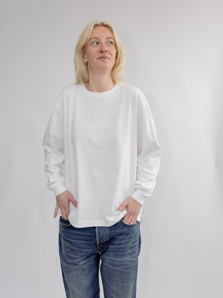 BLUE MORÉ BMÉ Longsleeve 09 White