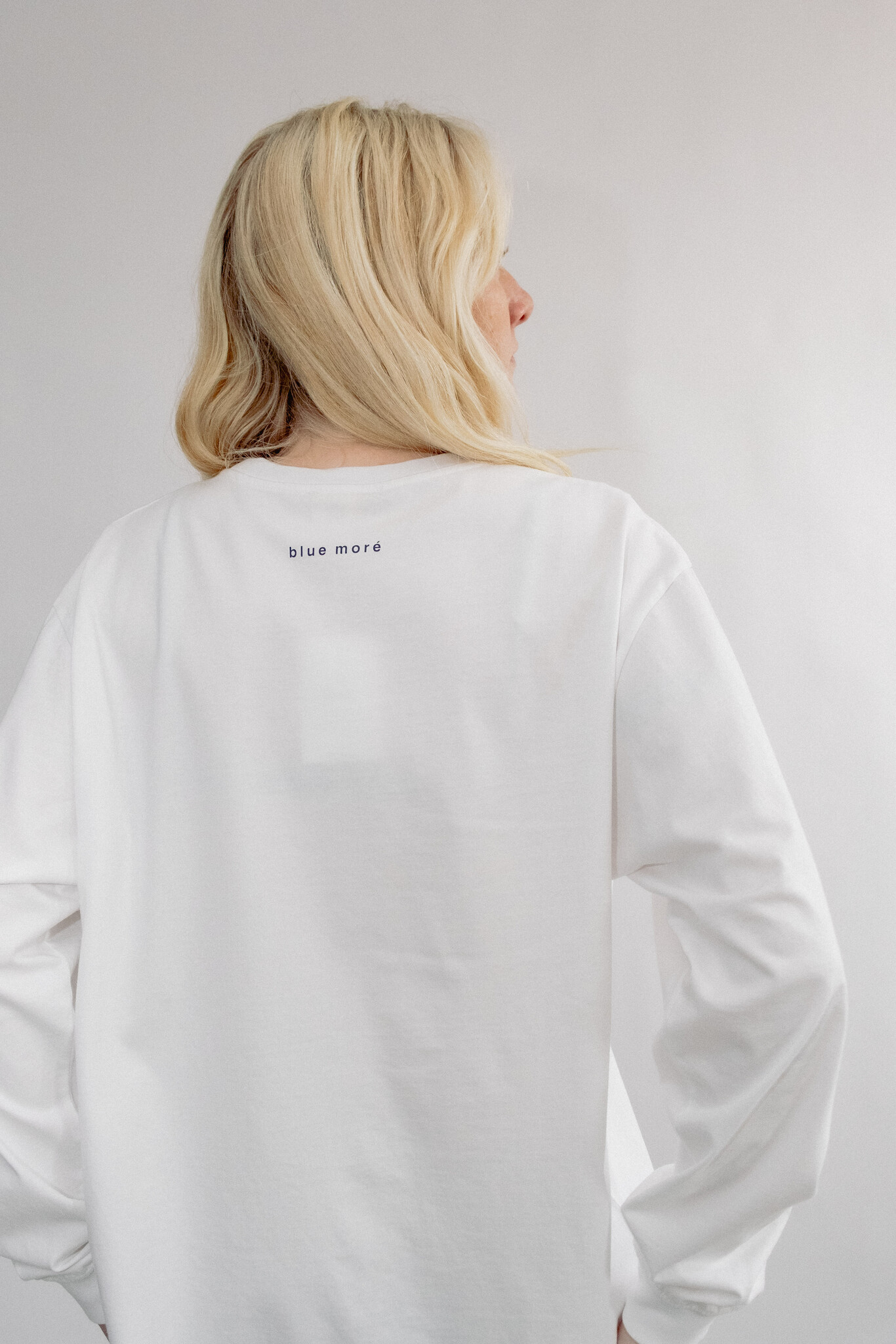 BLUE MORÉ BMÉ Longsleeve 09 White