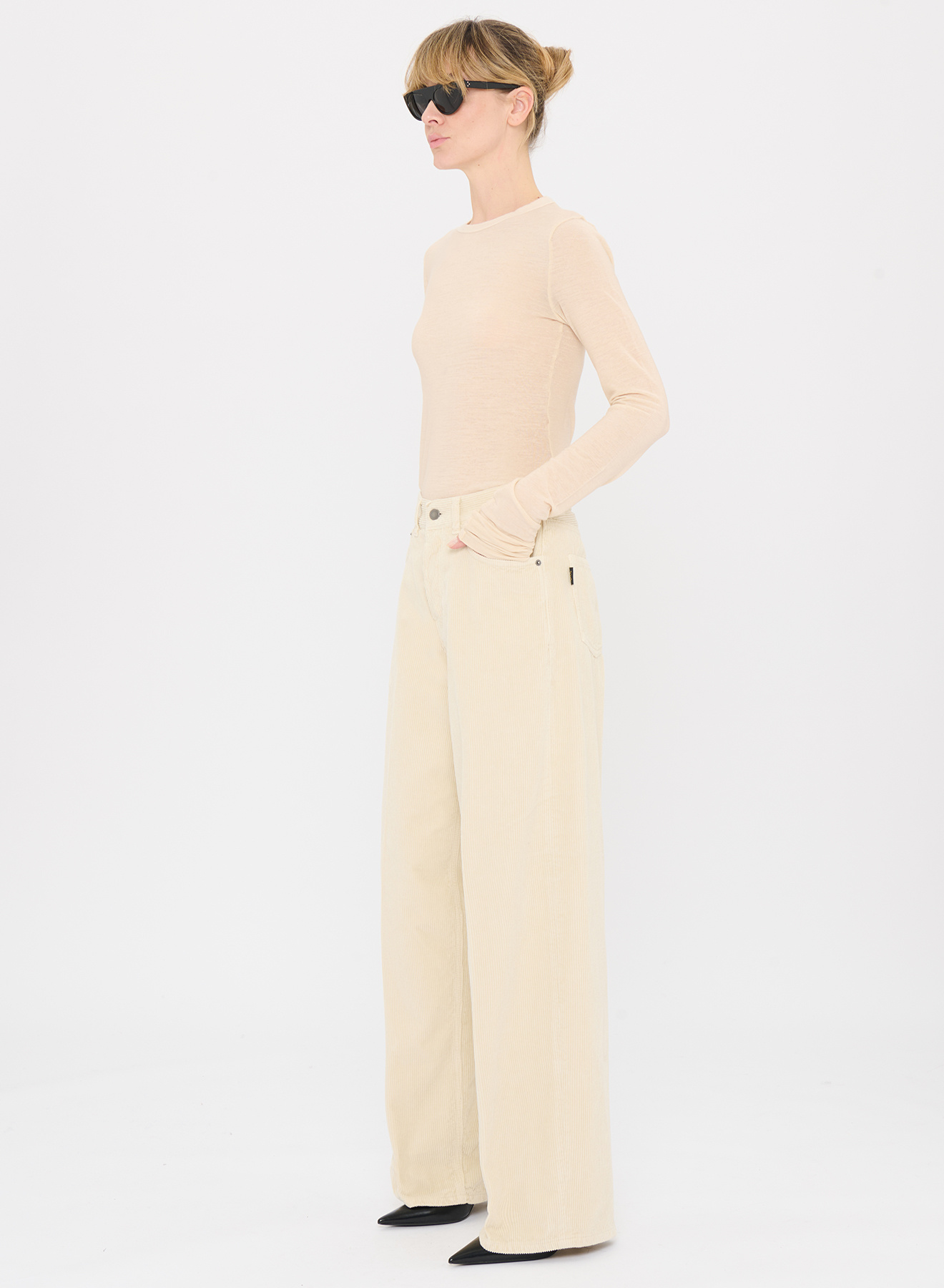 Haikure Bethany Velvet pants Skin