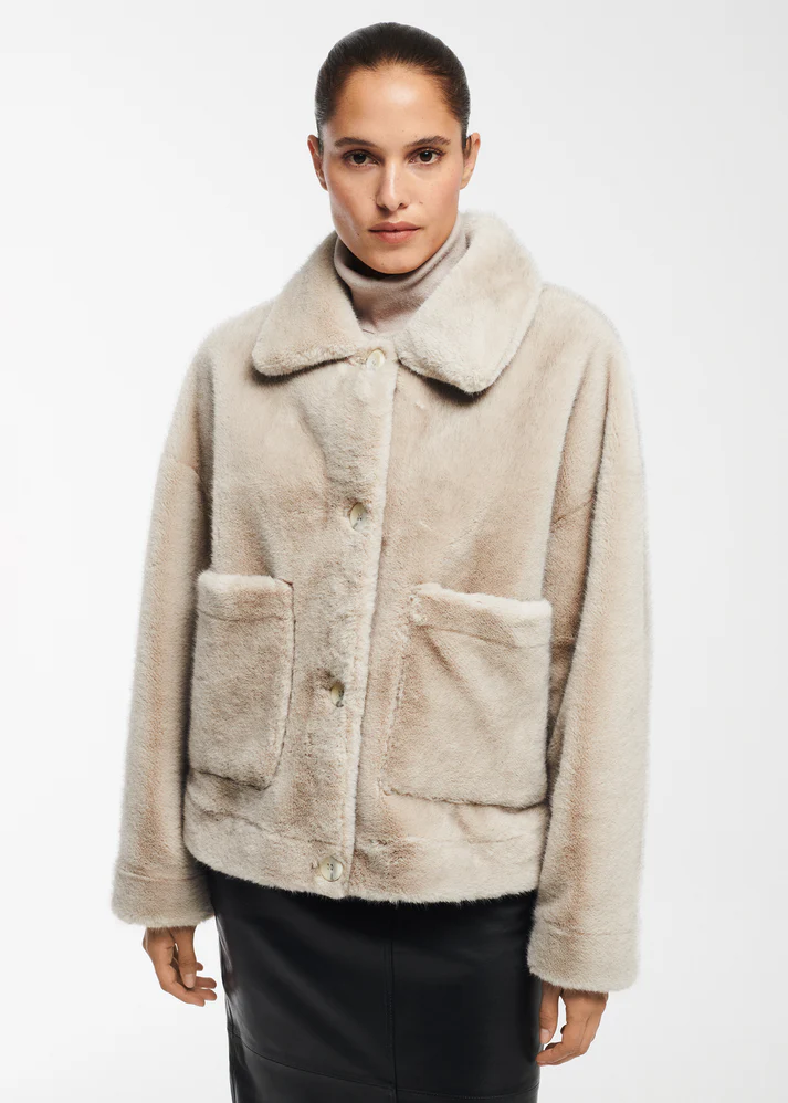 Studio AR Faje faux mink jas Clay