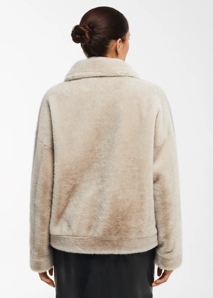 Studio AR Faje faux mink jas Clay