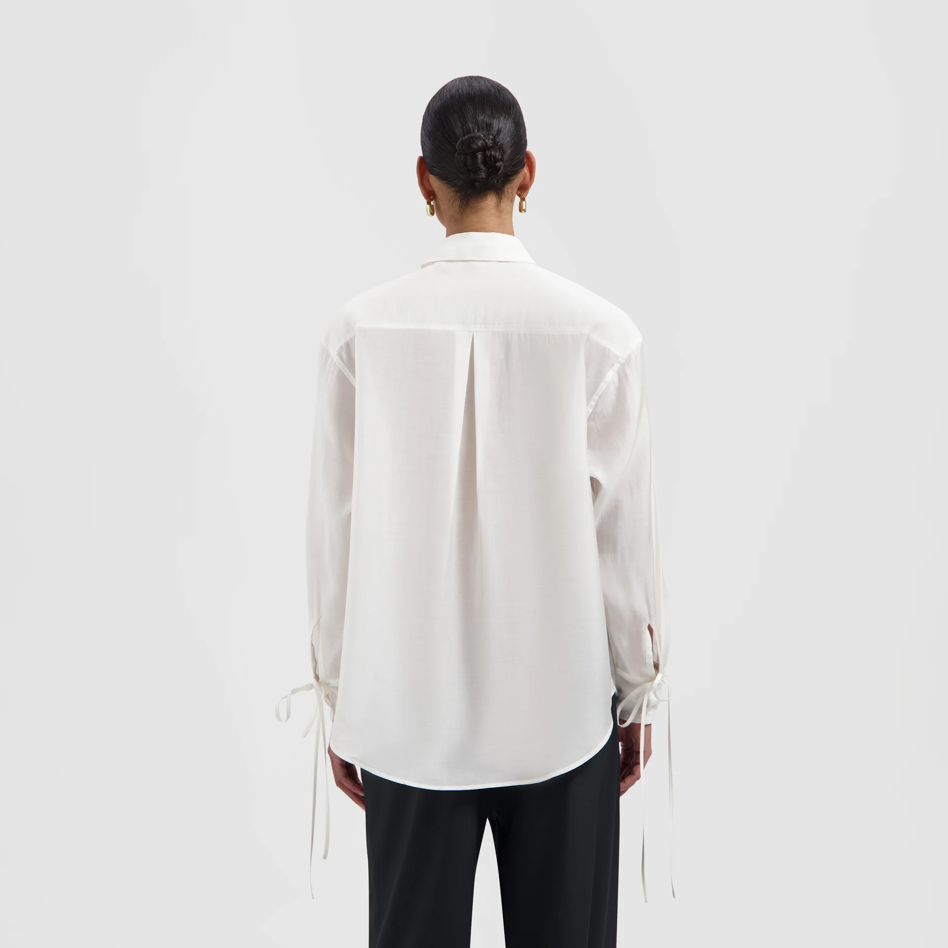 OLAF Semi-sheer tie detail shirt Off white