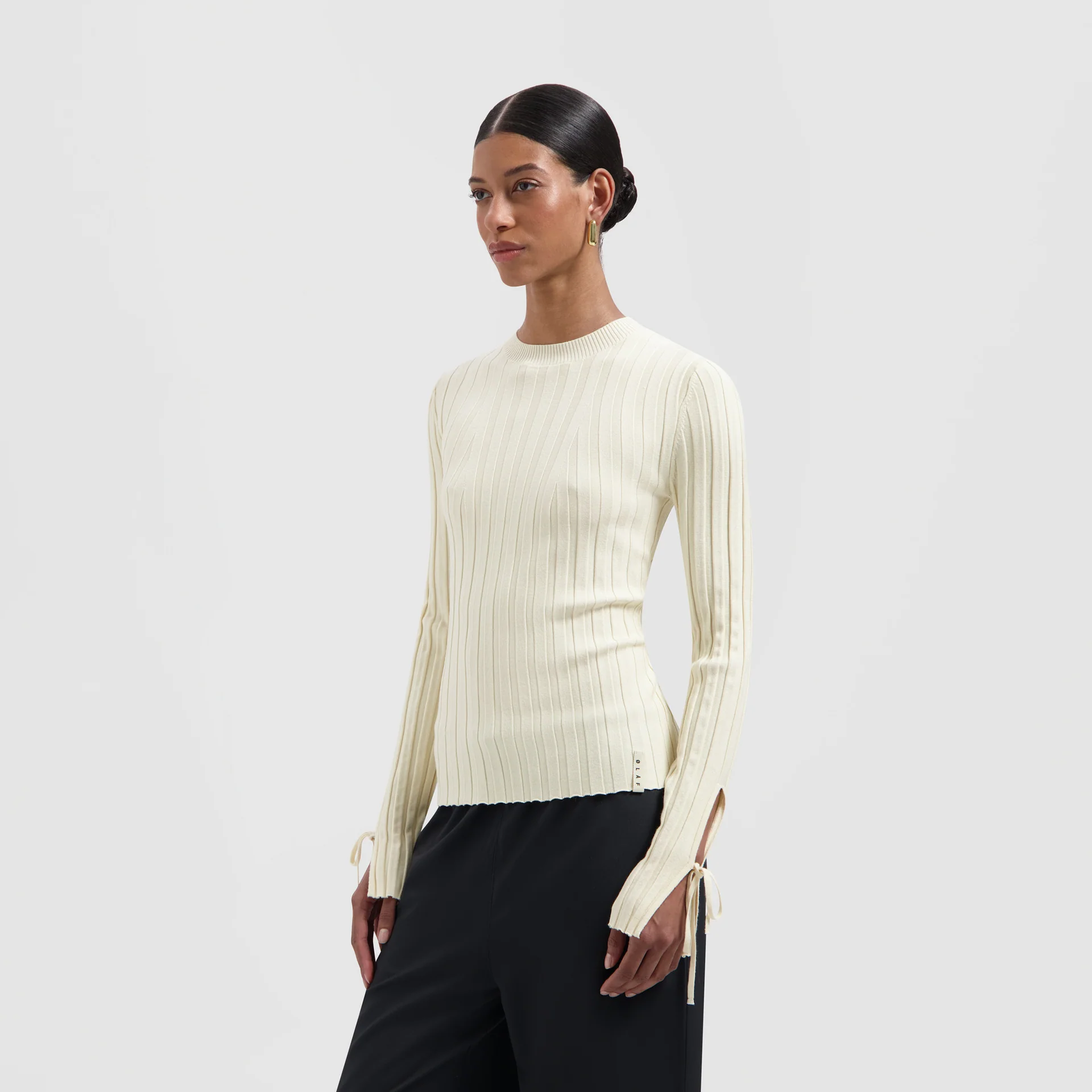 OLAF Tie detail knit top Off white