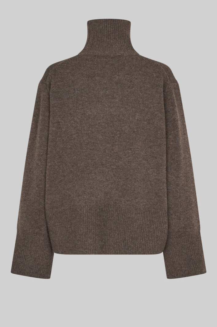 Second Female Alpha knit T-neck Delicioso