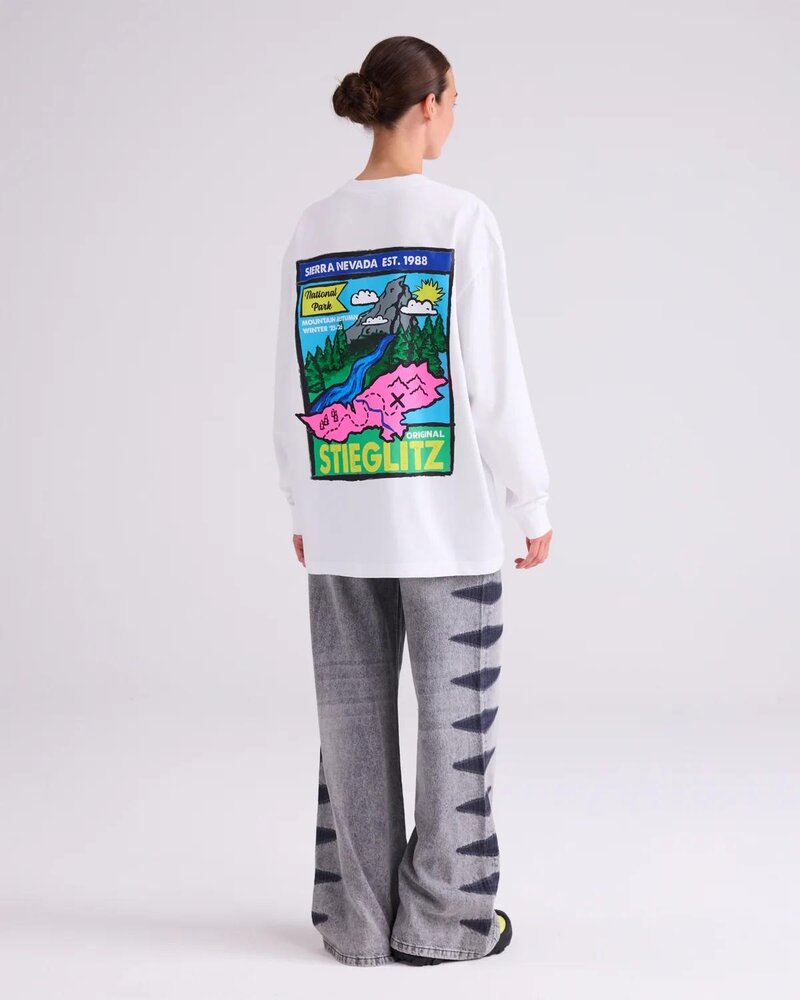 Stieglitz Florine skate longsleeve White