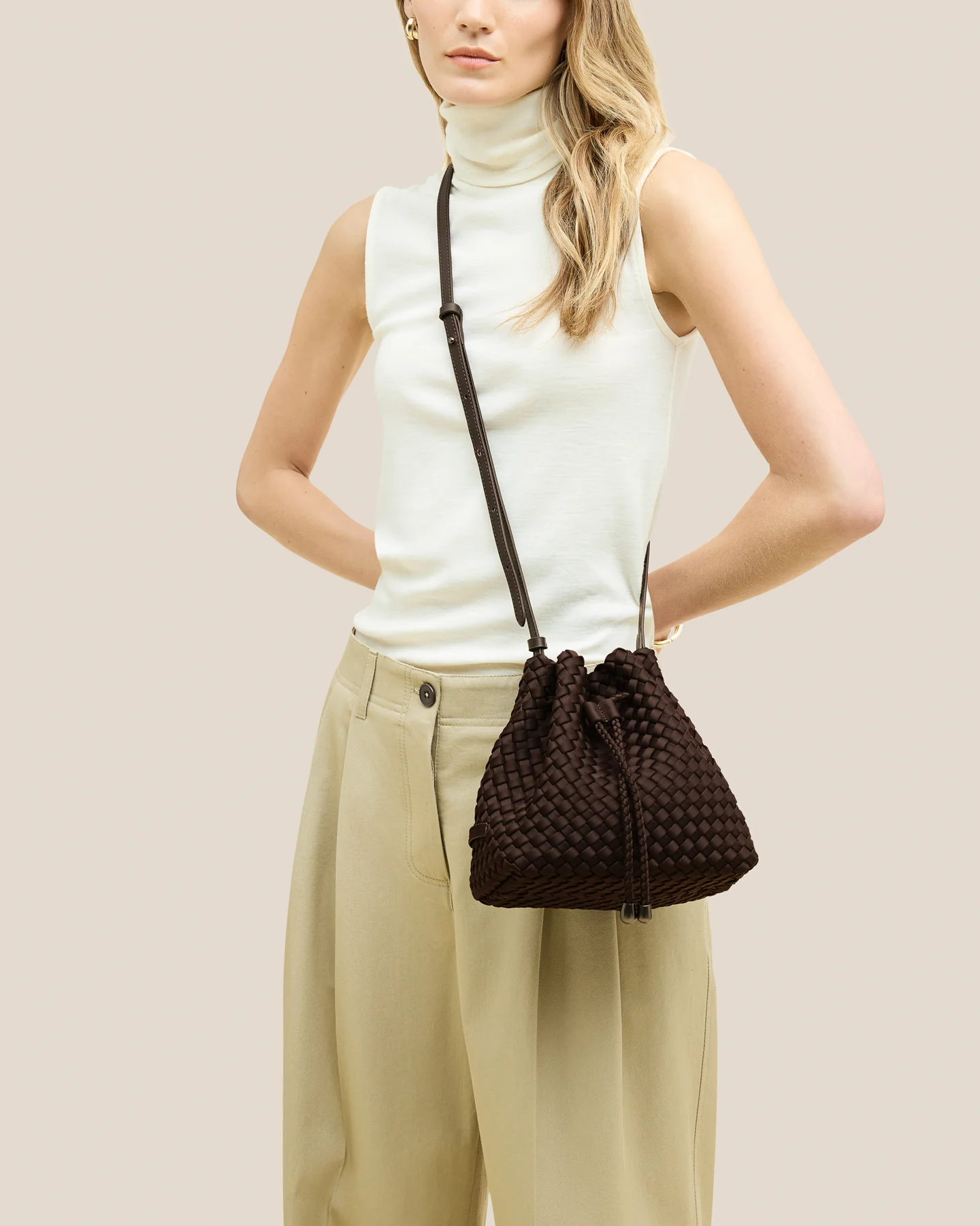 Naghedi Gramercy bucket bag medium Chocolate