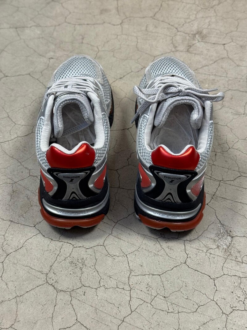 Etonic Evolution jupiter sneakers Icefire