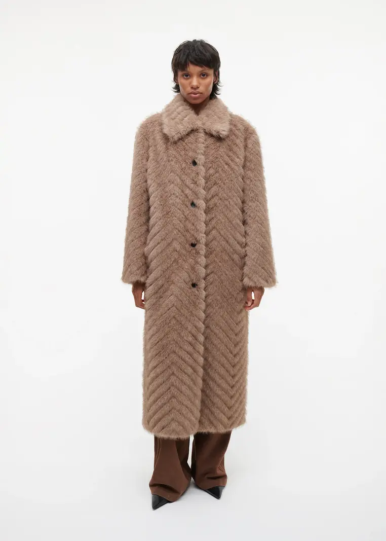 Studio AR Scarlet faux mink zigzag jas Camel