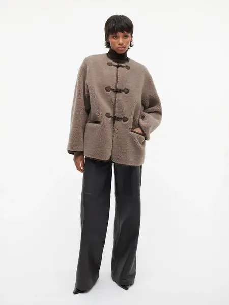 Studio AR Avery teddy wool jas Pebble